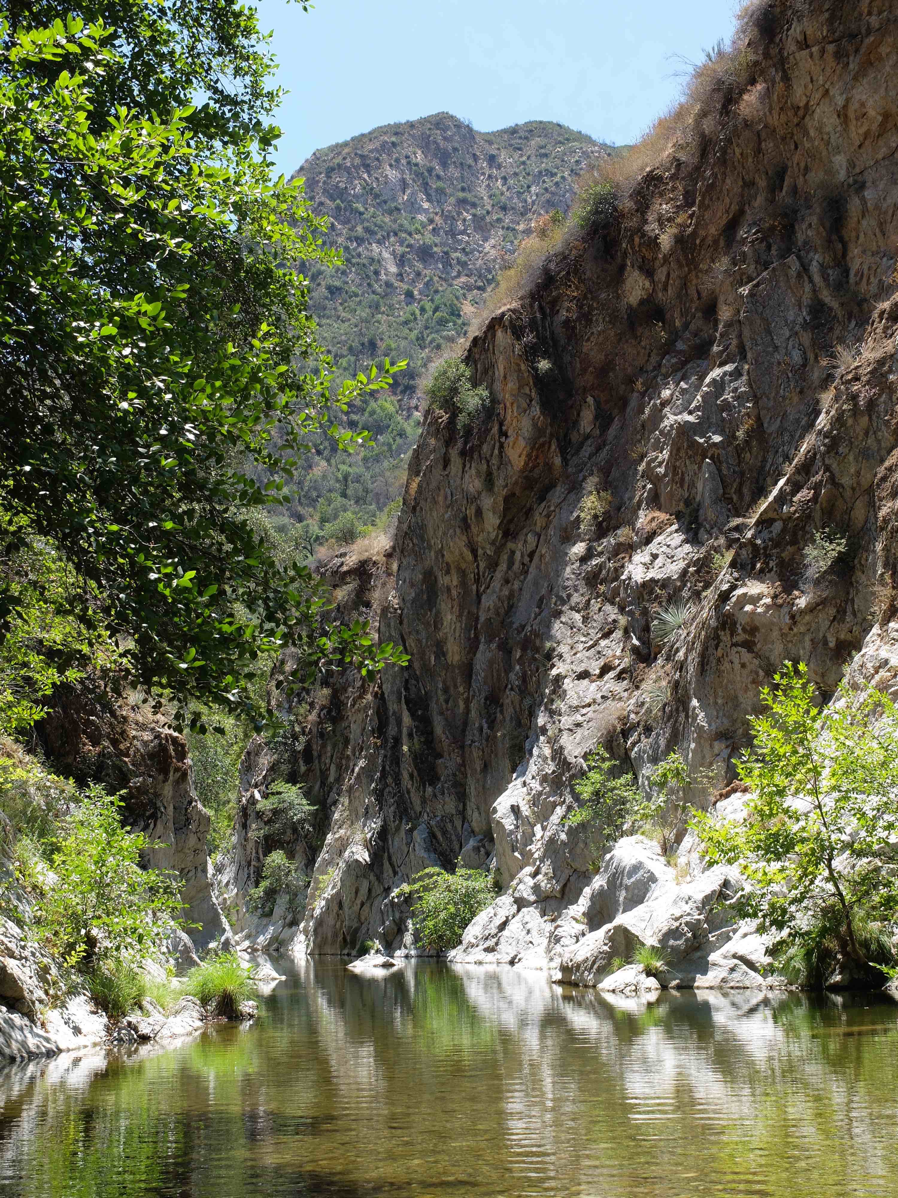 Arroyo Seco hike - gorge 4